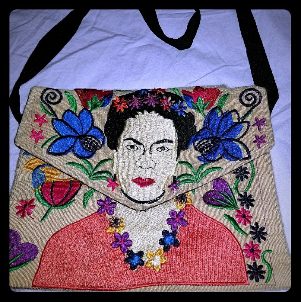 Frieda crossover purse